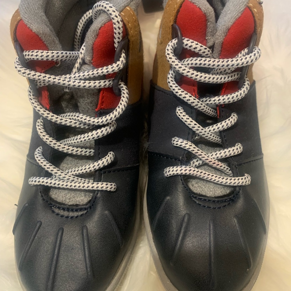 OshKosh B'gosh Navy and Red Lace-Up Kids Boots